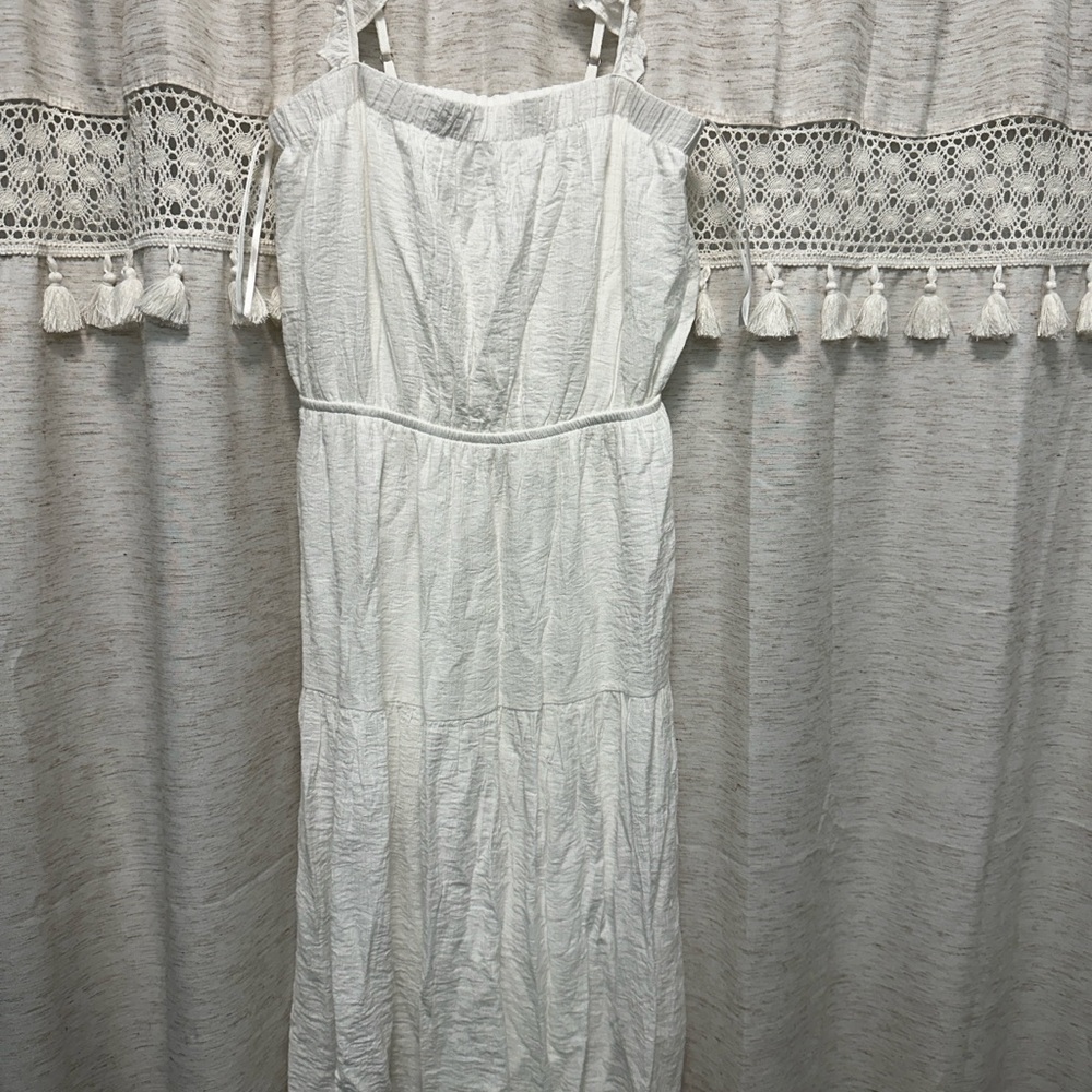 Chic White Midi Dress